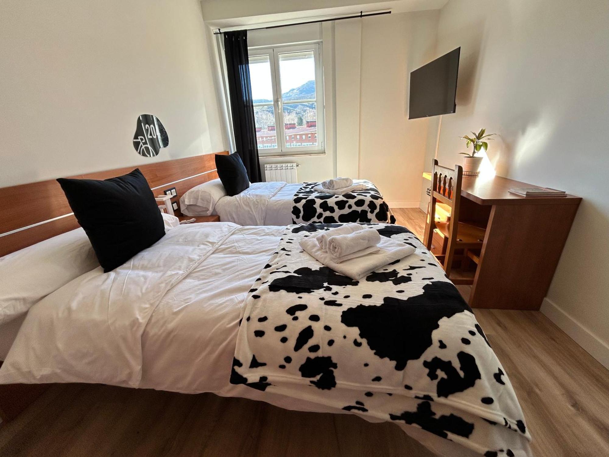 Bicis & Vacas Otel La Pola de Gordon Dış mekan fotoğraf