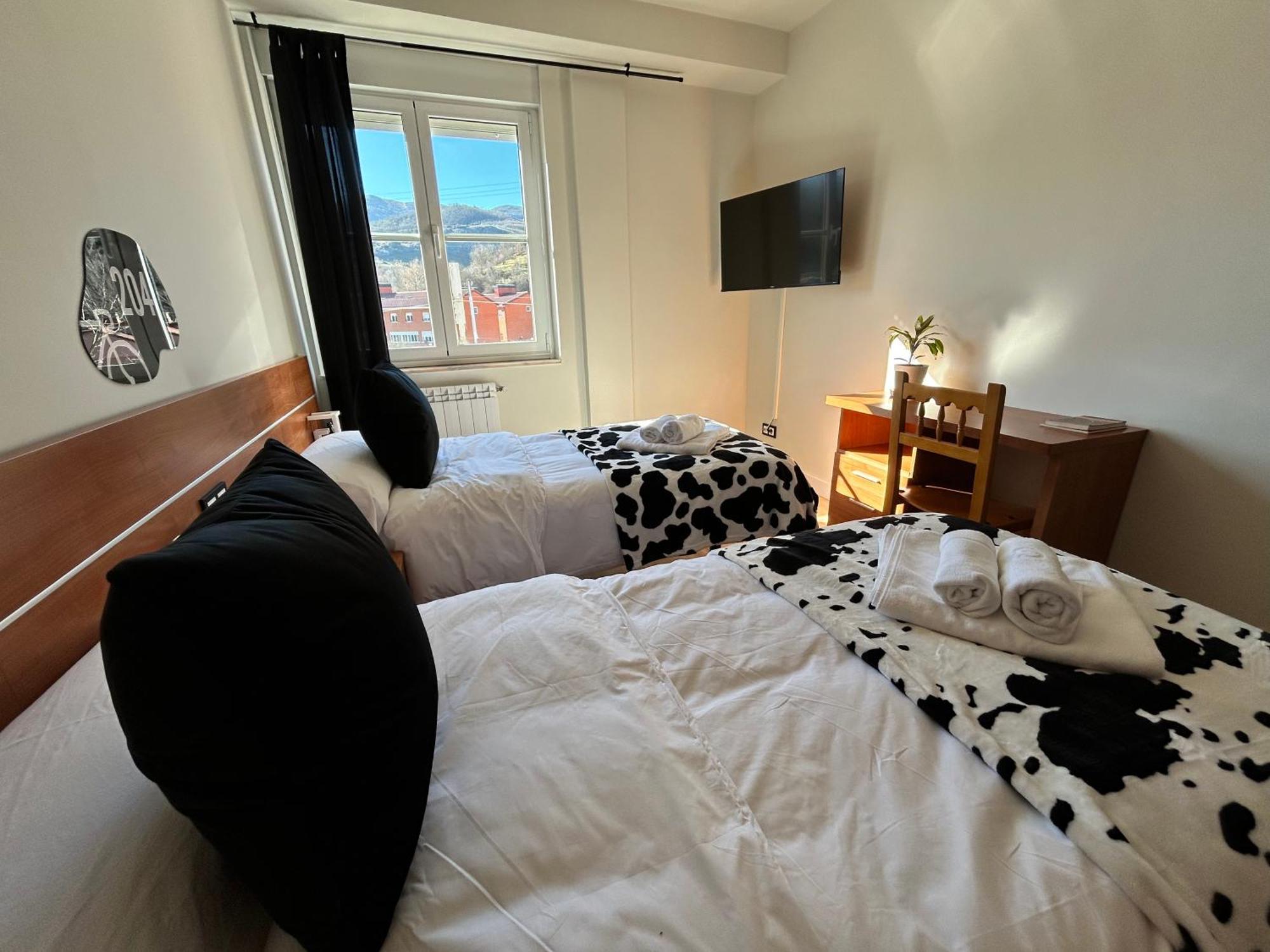 Bicis & Vacas Otel La Pola de Gordon Dış mekan fotoğraf